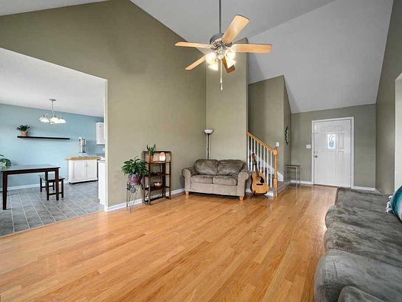 5th image of 3704 Churchplace Ave
