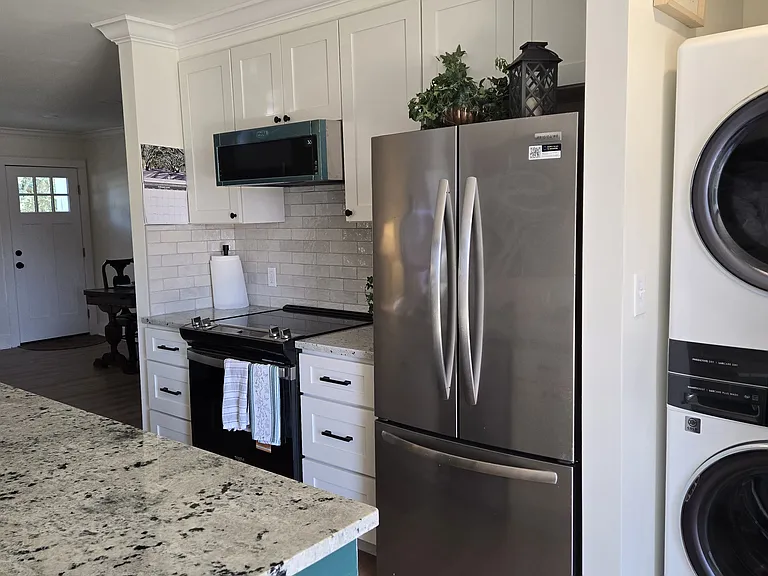 1718 Colleton Ave SE — Photo 24