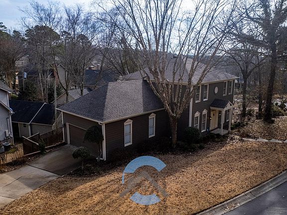 2nd image of 64 Saint Thomas Ct