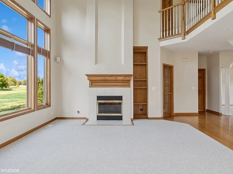 2327 Flat Rock Ct — Photo 9