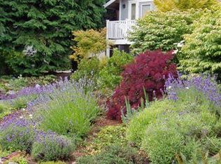 1823 Holcomb St UNIT A, Pt Townsend, WA 98368