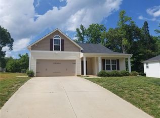 1829 Woodbridge Dr, Salisbury, NC 28146