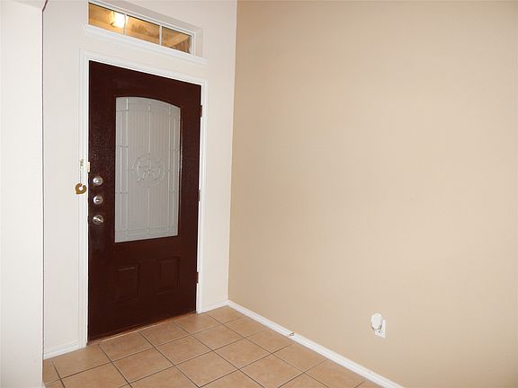 2nd image of 1008 Camp Verde Dr
