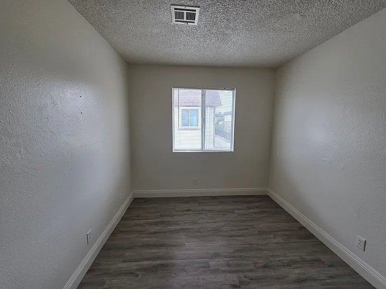 156 Judy Ln — Photo 10