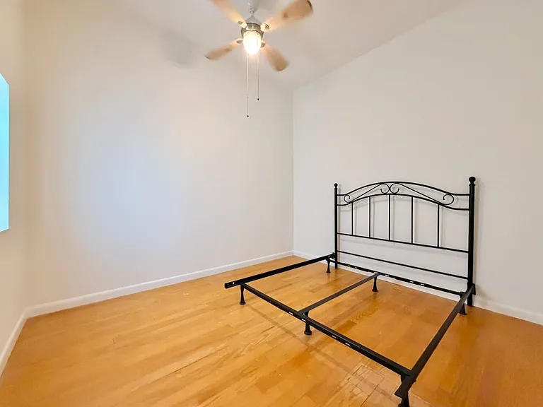 514 Monastery Pl #2R — Photo 14