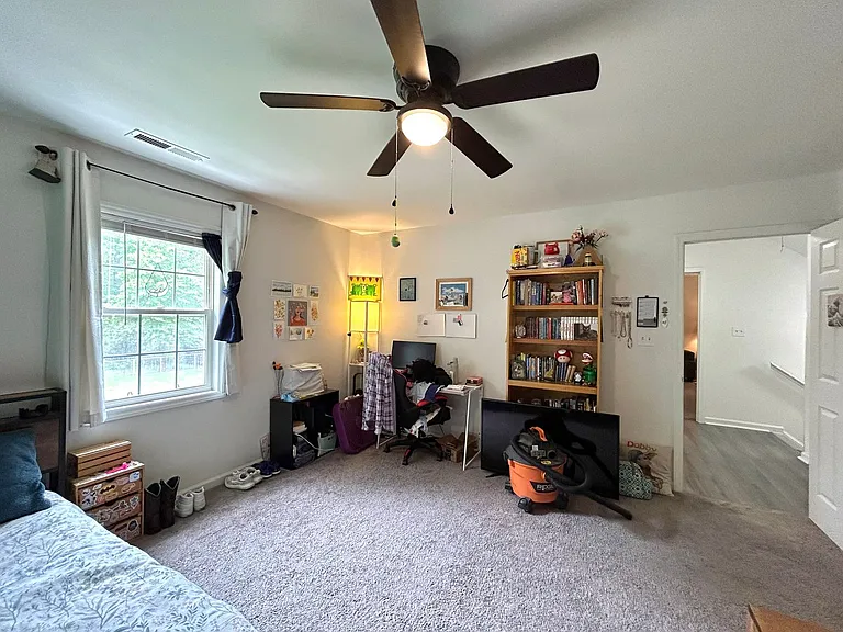 124 Empire Blvd — Photo 47