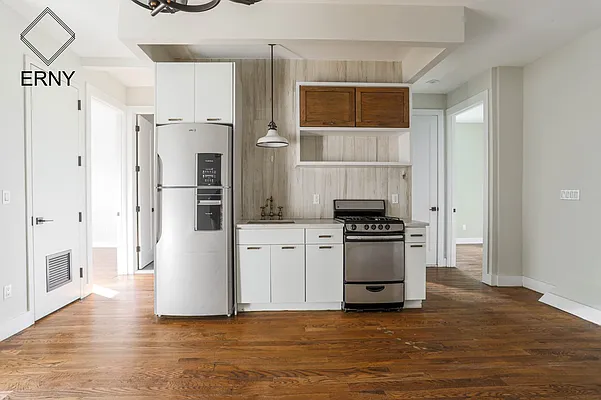 Rented by ERNY LLC | media 22