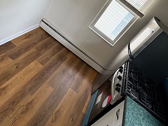 5th image of 136-138 Porter Ave