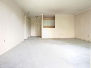 2 Hawthorne Pl APT 5H, Boston, MA 02114