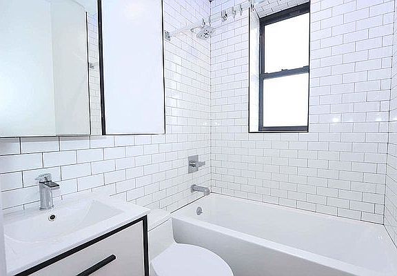 5th image of 1671 Lincoln Pl #1CC
