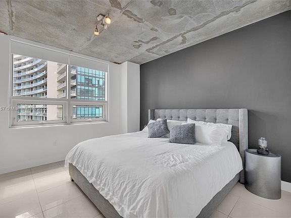 5th image of 3250 NE 1st Ave #Ph19