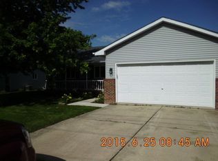 305 McHugh Rd, Yorkville, IL 60560