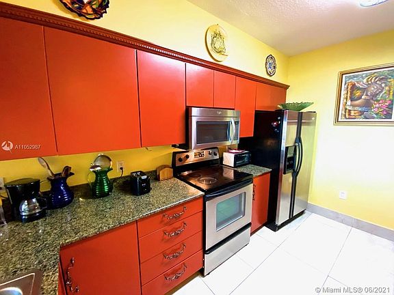 5th image of 1200 Brickell Bay Dr Penthouse 4215