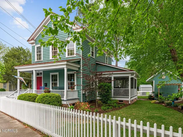 610 Metcalf Street, New Bern, NC 28560