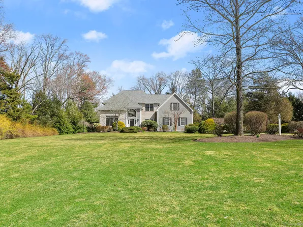 11 Beaver Brook Lane, Shelton, CT 06484
