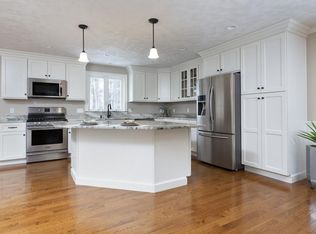 9 Strout Ave, Wilmington, MA 01887