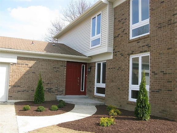 3rd image of 8505 Capricorn Dr