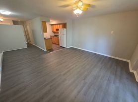 Majestic Court Apartments