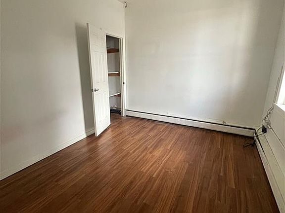 4th image of 51 Lexington Ave #1