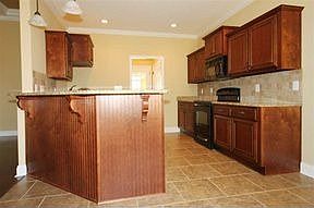 5th image of 332 Flowing Meadows Dr