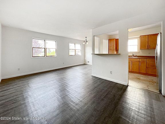 5th image of 792 Katan Ave