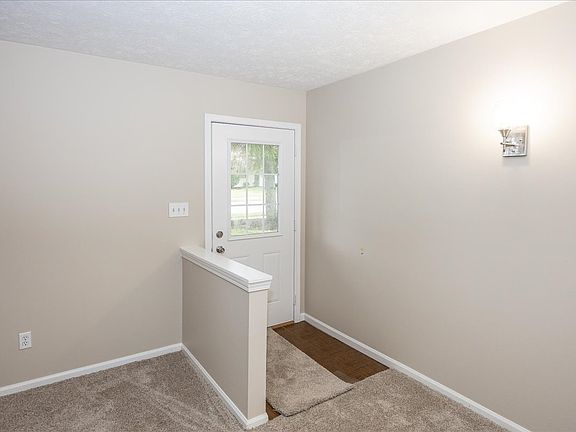 2nd image of 621 Kinzer Ave