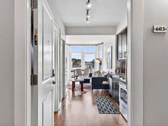 5th image of 699 John St APT 603
