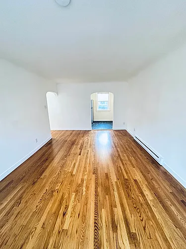 325 Summit Ave E #7 Photo 1