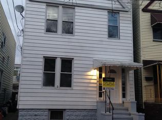 344 Pearsall Ave, Jersey City, NJ 07305