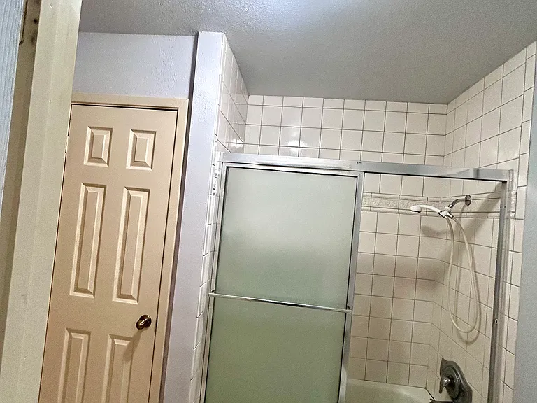 7827 Bateman Ln — Photo 13