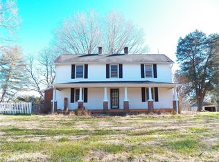 1106 Miller Rd, Walnut Cove, NC 27052