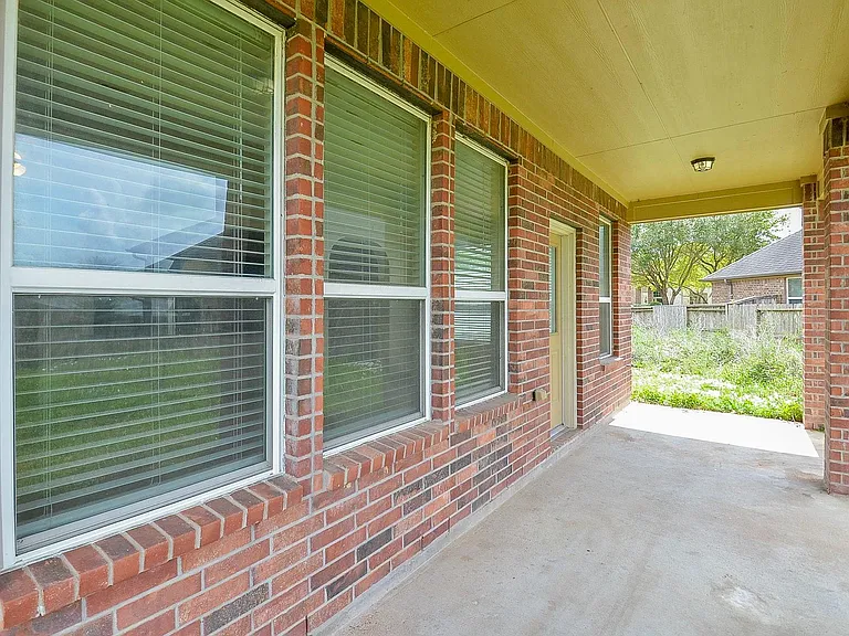 6510 Arroyo Springs Ln — Photo 18