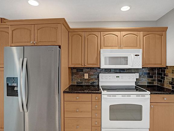 4th image of 1281 NW 44th Street