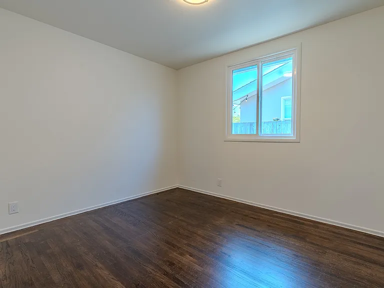 12 Cadiz Ct — Photo 11