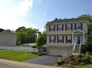 187 Oak Brook Cir, Pittsburgh, PA 15220