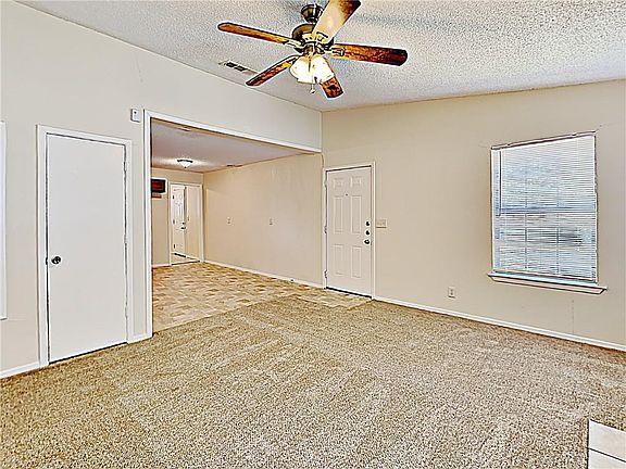 2nd image of 511 Plainview Dr