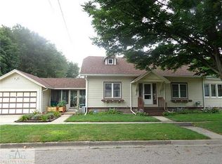 1420 Eureka St, Lansing, MI 48912