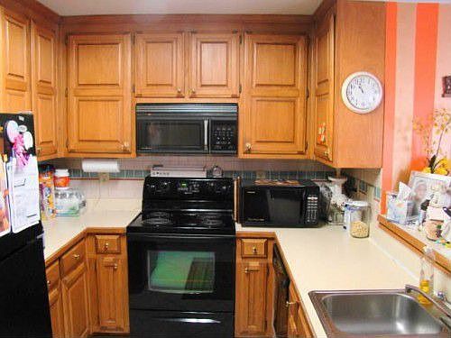 2nd image of 2580 Broadmoor Ct