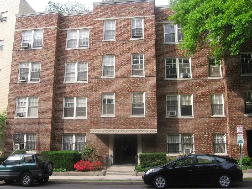3011 Ontario Rd NW #26