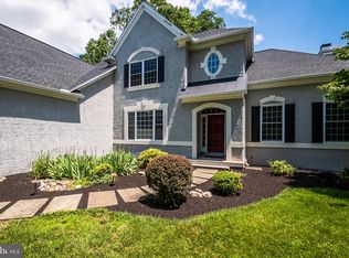 108 Interlachen Ct, Avondale, PA 19311