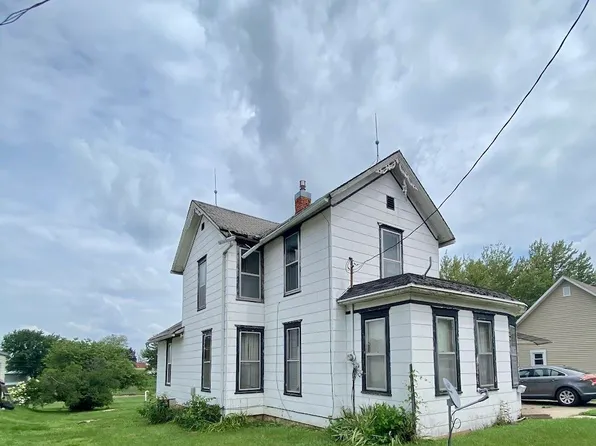 813 Valley St, Mediapolis, IA 52637