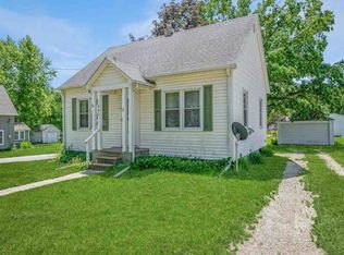 501 2nd Ave E, Coggon, IA 52218