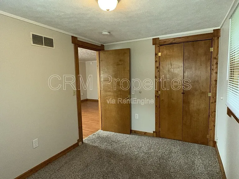 2324 N Buckeye St — Photo 9