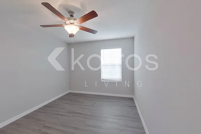 8708 SW 43rd Ter — Photo 16