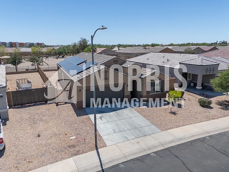 1153 E Gabrilla Dr — Photo 4