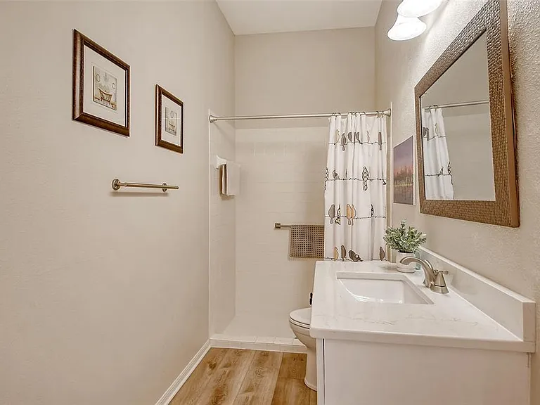 6738 Pleasant Hill Rd — Photo 41