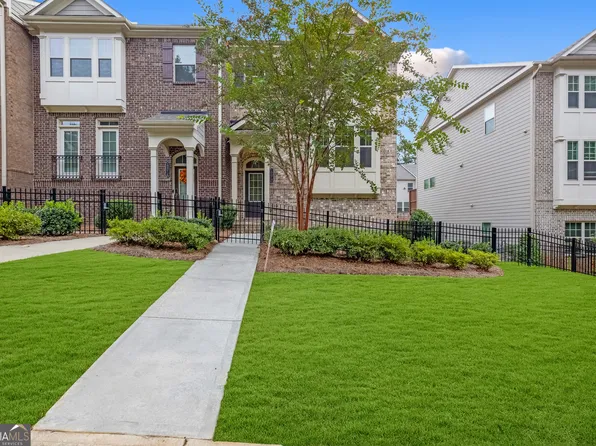10016 Jack Dr, Roswell, GA 30076