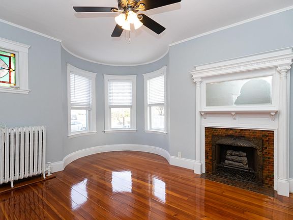 5th image of 29 Washington Ave #1