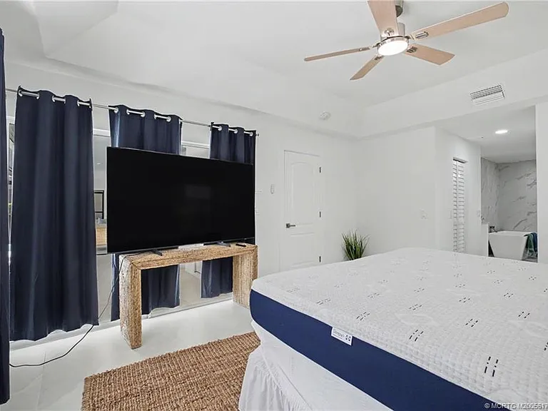4618 Ashton Ct — Photo 14