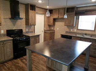 188 Pheasant Ct, Grand Blanc, MI 48439